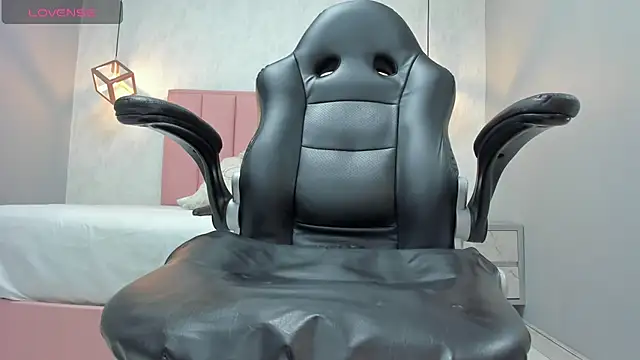 chelsyquinn online show from 02-20-26, 07:10