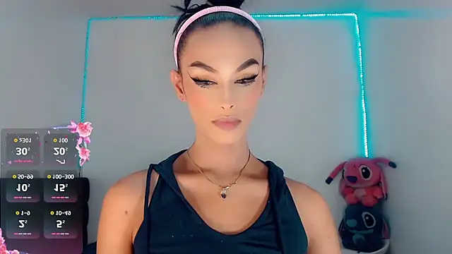  Riannagarcia  online show from 10-11-25, 03:18