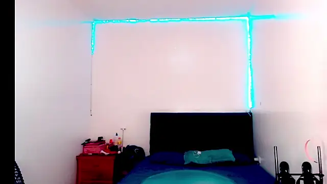  Riannagarcia  online show from 12-21-25, 04:03