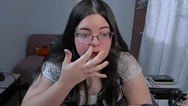 Aria Fullbuster online show from 02-08-26, 07:44