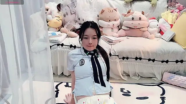 Snapshot of AKiKi711 chatting on 04-30-26, 04:47 AKiKi711 online show from 04-30-26, 04:47