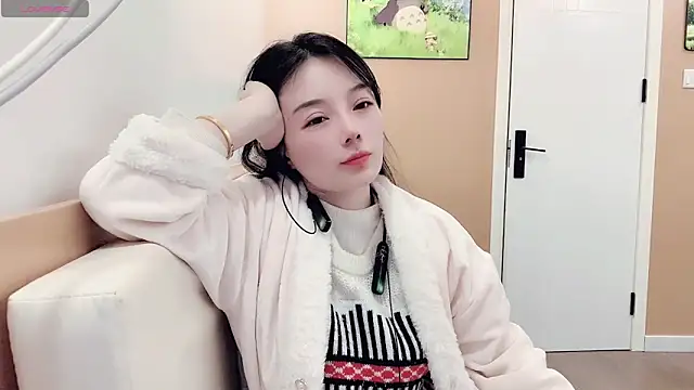 AKiKi711 online show from 02-12-26, 04:29