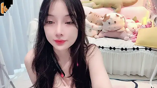 Snapshot of AKiKi711 chatting on 09-15-25, 05:08 AKiKi711 online show from 09-15-25, 05:08