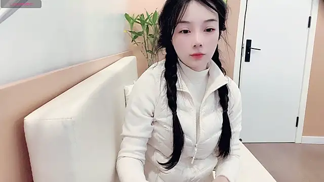 AKiKi711 online show from 02-15-26, 04:13