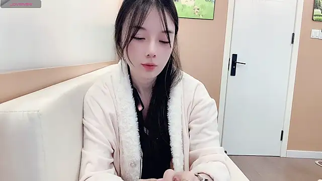 AKiKi711 online show from 02-08-26, 04:43