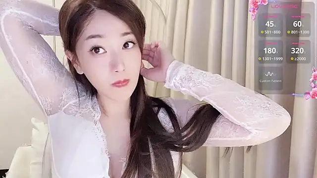 Snapshot of NIna-7 chatting on 03-06-25, 01:37 NIna-7 online show from 03-06-25, 01:37