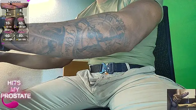 hot black3 online show from 01-18-26, 03:37