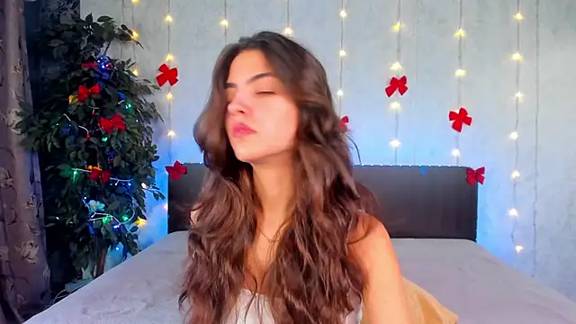 Milana Crystal  online show from 12-23-25, 08:24