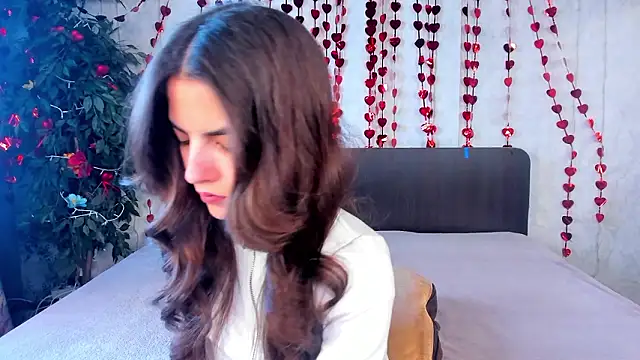 Milana Crystal  online show from 02-22-26, 08:17