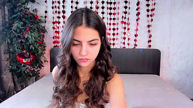 Milana Crystal  online show from 03-05-25, 08:21