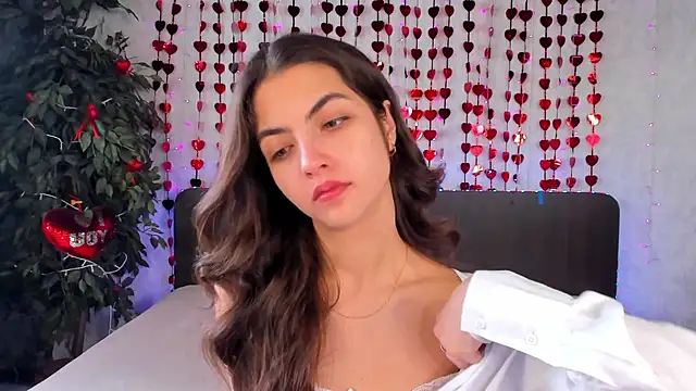 Milana Crystal  online show from 02-20-25, 08:17
