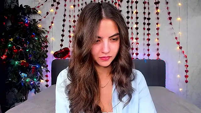 Milana Crystal  online show from 02-14-26, 08:14