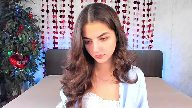 Milana Crystal  online show from 02-06-25, 08:18