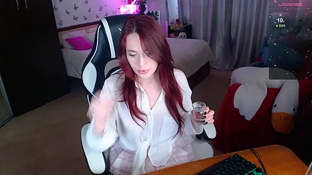 Sidney blush online show from 03-06-26, 06:30