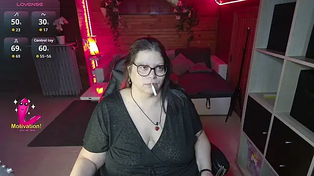 Lola-squirt online show from 03-08-26, 10:24