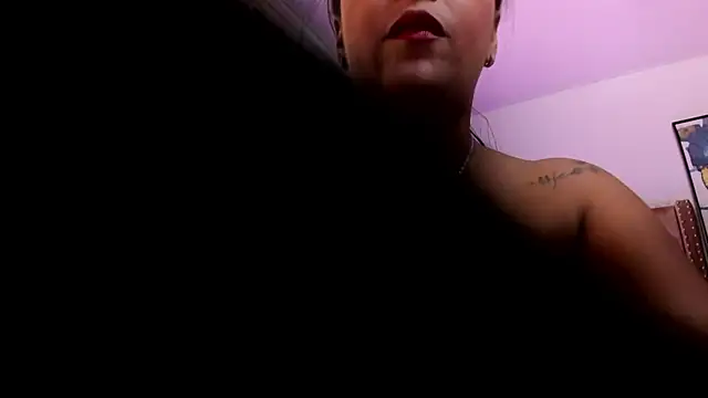 Danna Ramiirez online show from 04-02-26, 06:25