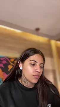 Cori Paige online show from 12-17-25, 04:17