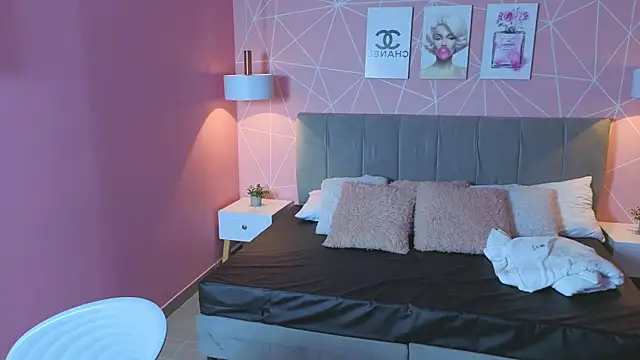 Snapshot of zara__sweet chatting on 05-19-26, 01:29 zara sweet online show from 05-19-26, 01:29