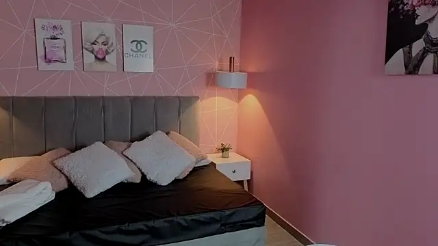 Snapshot of zara__sweet chatting on 05-15-26, 03:43 zara sweet online show from 05-15-26, 03:43