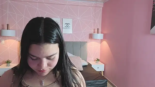 Snapshot of zara__sweet chatting on 06-10-26, 01:34 zara sweet online show from 06-10-26, 01:34