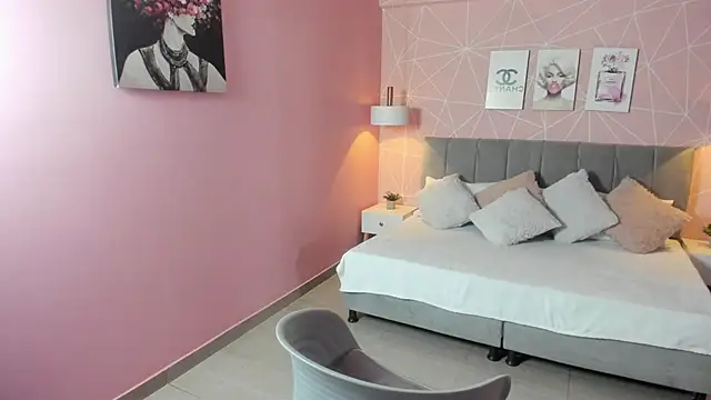 zara  sweet online show from 10-01-25, 01:26