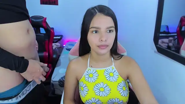 jessi and boy online show from 11-17-25, 03:05