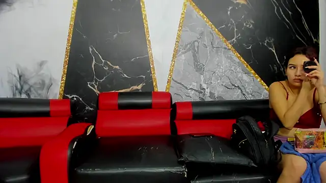 jessi and boy online show from 02-16-26, 11:09