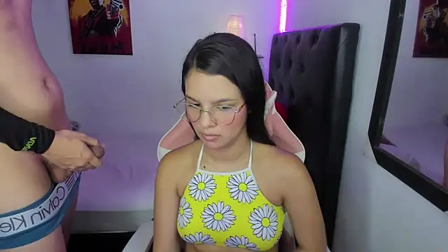 jessi and boy online show from 04-05-26, 07:31