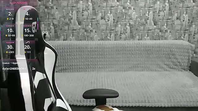 Snapshot of MissMiaCutie chatting on 10-15-25, 10:23 MissMiaCutie online show from 10-15-25, 10:23