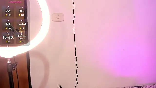 Kylie2211 online show from 11-20-25, 05:30