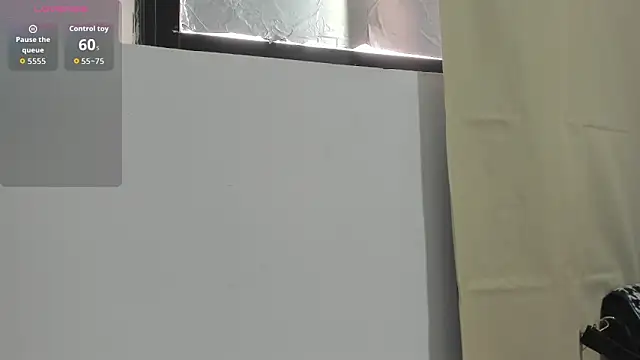 Kylie2211 online show from 04-13-26, 08:13