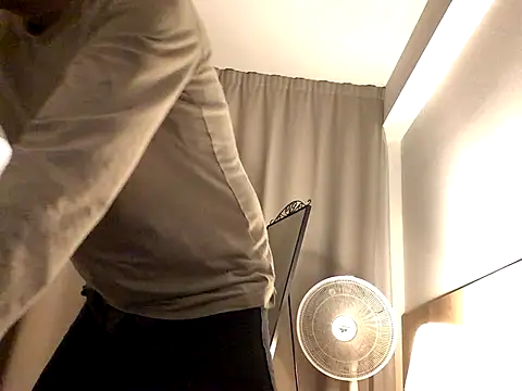 Hebrewhammers42 online show from 12-17-25, 07:41