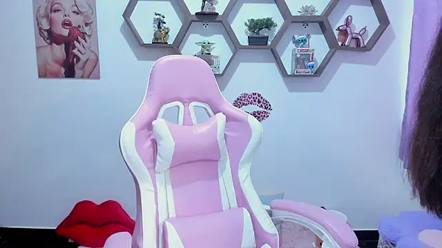 SharonSander online show from 11-29-25, 08:42