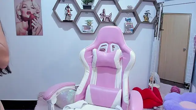 SharonSander online show from 05-15-26, 11:03