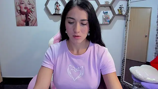 SharonSander online show from 06-11-26, 11:13