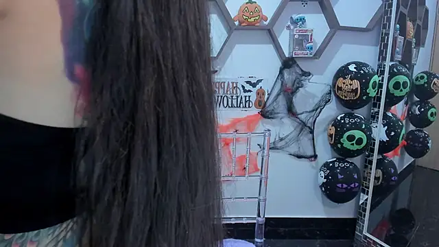 SharonSander online show from 10-22-25, 11:03