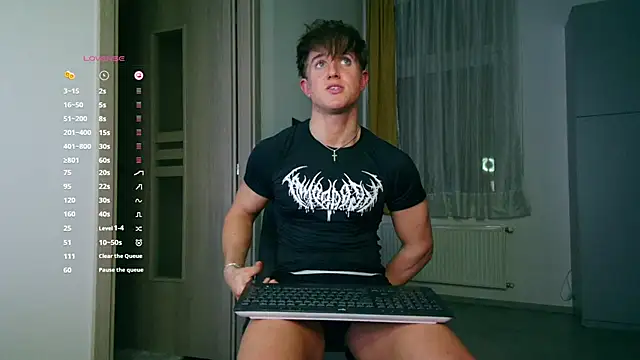 ChristianLevine  online show from 11-20-25, 04:35