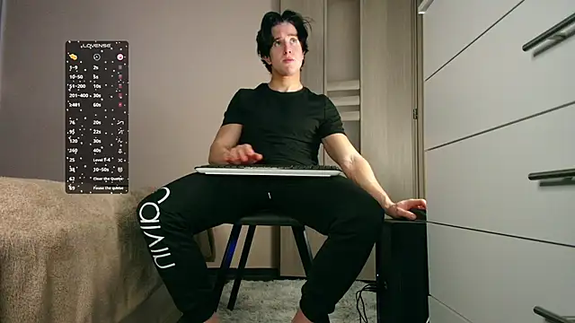 ChristianLevine  online show from 03-11-26, 07:30