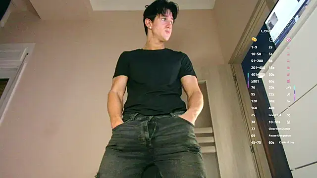 ChristianLevine  online show from 12-17-25, 03:39