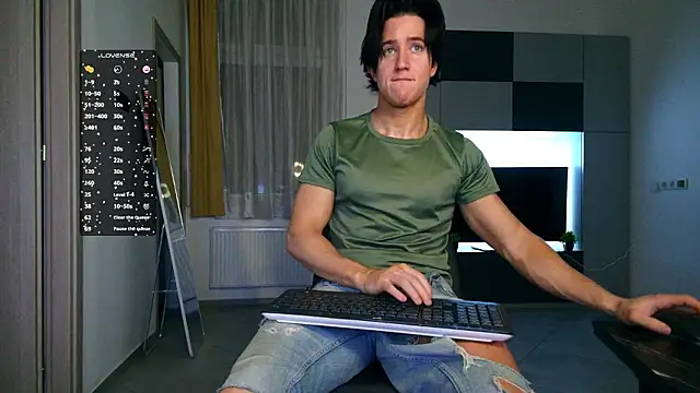 ChristianLevine  online show from 03-07-26, 04:41