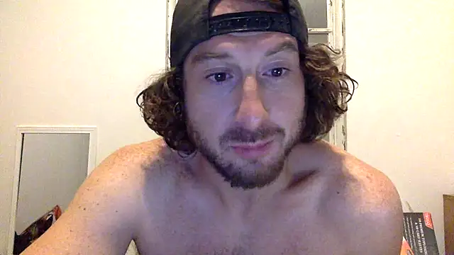 Snapshot of sirchubster chatting on 10-31-25, 05:04 sirchubster online show from 10-31-25, 05:04