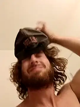 Snapshot of sirchubster chatting on 10-25-25, 02:44 sirchubster online show from 10-25-25, 02:44