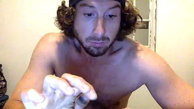 Snapshot of sirchubster chatting on 09-27-25, 07:58 sirchubster online show from 09-27-25, 07:58