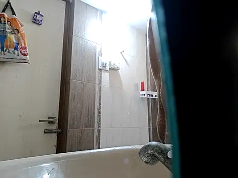 Vickyy 001 online show from 05-10-26, 04:27
