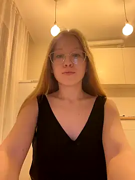 Eva Weyne online show from 09-15-25, 07:14