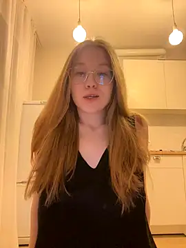 Eva Weyne online show from 11-15-25, 08:13