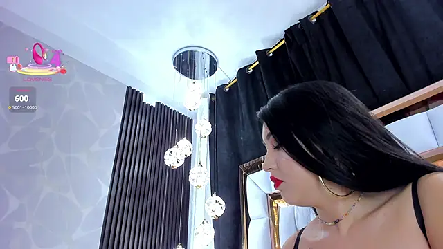 SarayRoyse online show from 01-10-26, 07:31