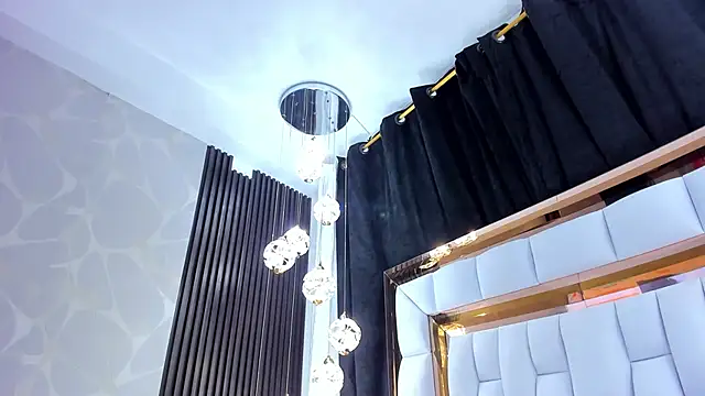 SarayRoyse online show from 01-15-26, 07:28