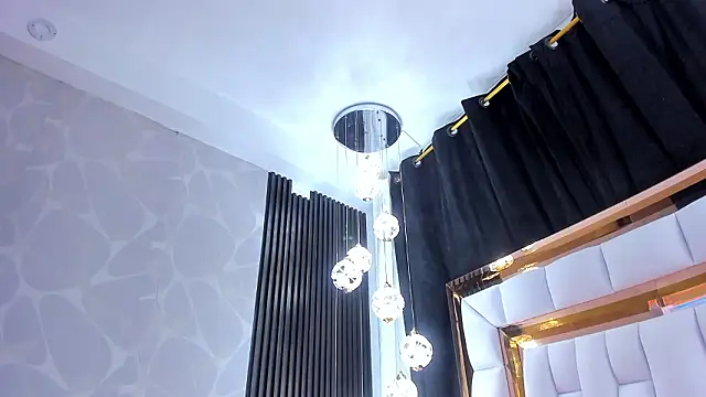 SarayRoyse online show from 02-11-26, 07:36