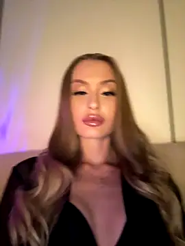 Sweet  Milly online show from 10-24-25, 02:38